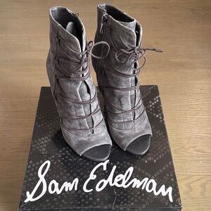 EUC Sam Edelman Charcoal Lace-Up Peep-Toe Boots, sz 7.5
